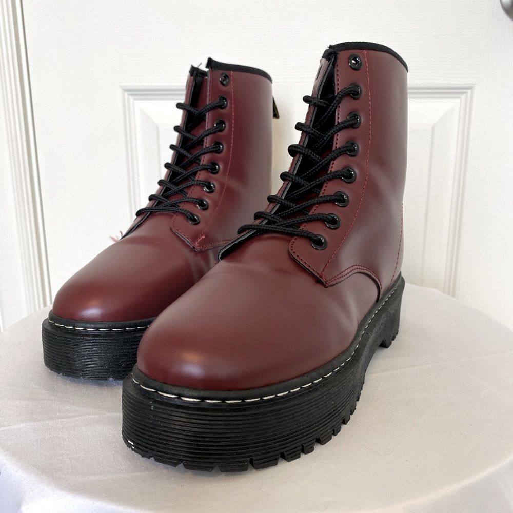 Unilady Burgundy Combat Boots